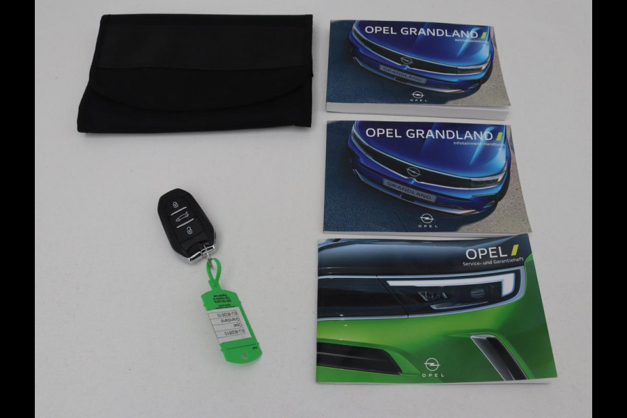 Opel Grandland 1.6 Turbo Hybrid Ultimate | Stoelventilatie | Nachtzicht | Leder | Adaptive cruise | 360 camera | Carplay | Matrix LED | Park Assist | Stoelverwarming | Keyless | Navigatie | PHEV