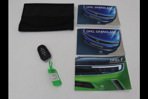 Opel Grandland 1.6 Turbo Hybrid Ultimate | Stoelventilatie | Nachtzicht | Leder | Adaptive cruise | 360 camera | Carplay | Matrix LED | Park Assist | Stoelverwarming | Keyless | Navigatie | PHEV