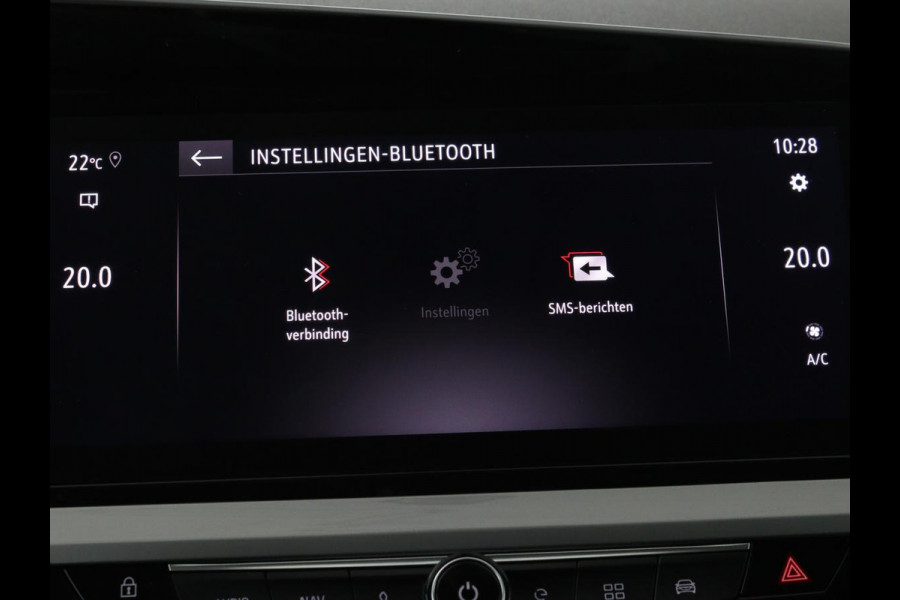 Opel Grandland 1.6 Turbo Hybrid Ultimate | Stoelventilatie | Nachtzicht | Leder | Adaptive cruise | 360 camera | Carplay | Matrix LED | Park Assist | Stoelverwarming | Keyless | Navigatie | PHEV