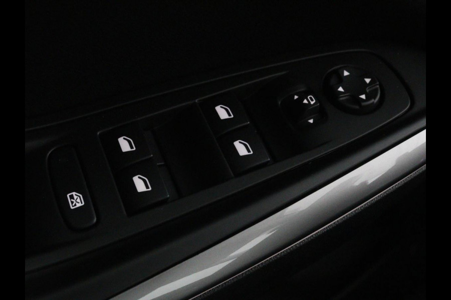 Opel Grandland 1.6 Turbo Hybrid Ultimate | Stoelventilatie | Nachtzicht | Leder | Adaptive cruise | 360 camera | Carplay | Matrix LED | Park Assist | Stoelverwarming | Keyless | Navigatie | PHEV