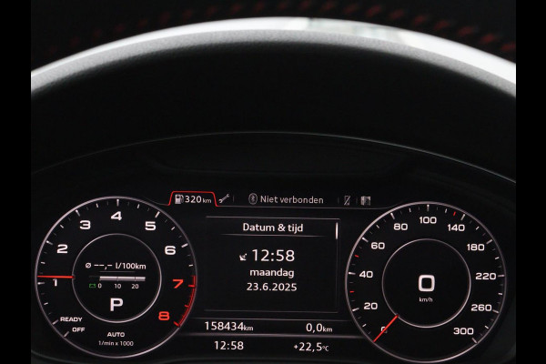 Audi A4 45 TFSI quattro Sport S line Black Edition | Leder | Trekhaak | 360 camera | Virtual Cockpit | Matrix LED | Navigatie | Sportstoelen | Park Assist | Climate control