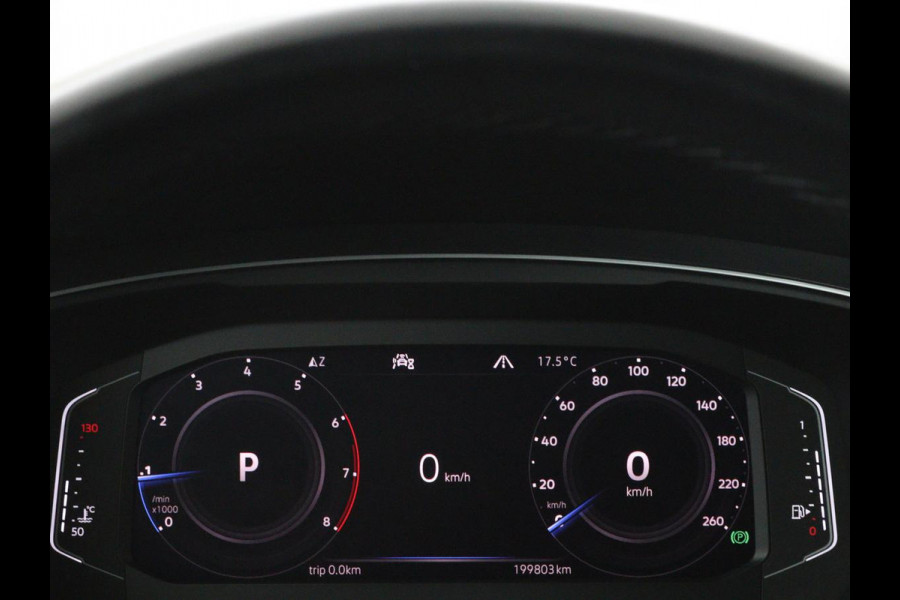 Volkswagen Tiguan 1.5 TSI R-Line | DSG | 360 camera | Active Info | Keyless | Adaptive cruise | Trekhaak | Full LED | Park Assist | Carplay | Navigatie