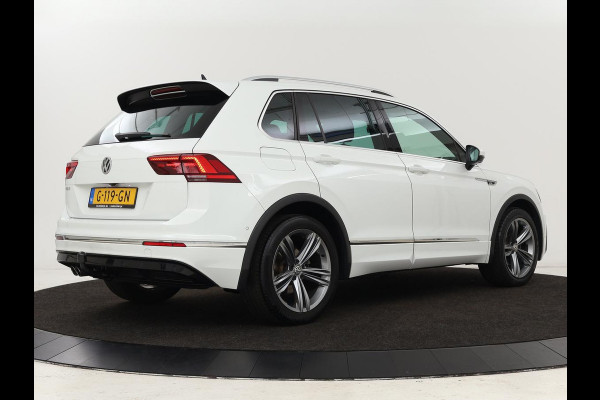 Volkswagen Tiguan 1.5 TSI R-Line | DSG | 360 camera | Active Info | Keyless | Adaptive cruise | Trekhaak | Full LED | Park Assist | Carplay | Navigatie