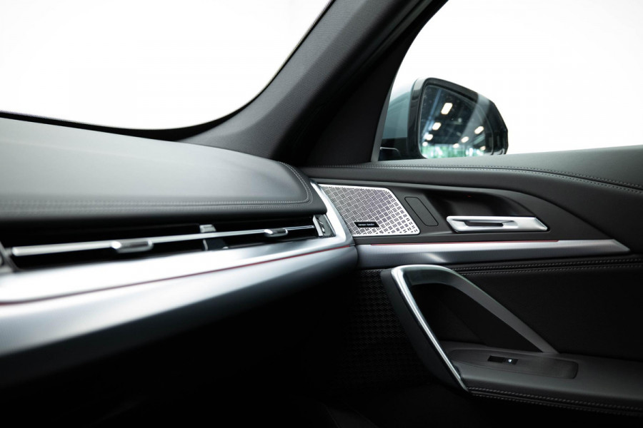 BMW X1 xDrive23i M-Sport |Pano|Memory|HUD|Harman/Kardon|360|