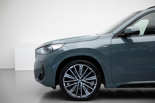 BMW X1 xDrive23i M-Sport |Pano|Memory|HUD|Harman/Kardon|360|