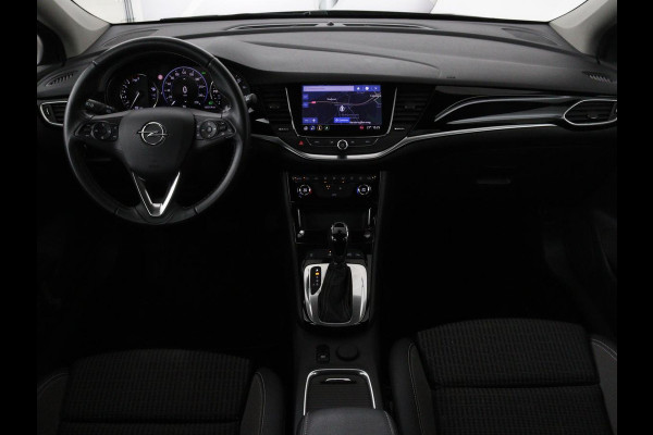 Opel Astra 1.4 Turbo Elegance | Automaat | Matrix LED | Camera | Carplay | Navigatie | Climate control | Bluetooth | Cruise control