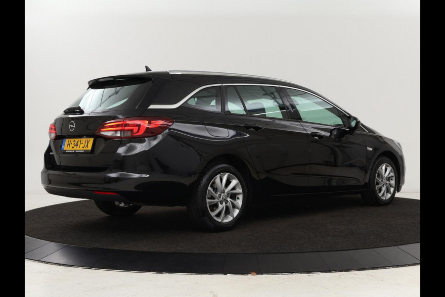 Opel Astra 1.4 Turbo Elegance | Automaat | Matrix LED | Camera | Carplay | Navigatie | Climate control | Bluetooth | Cruise control