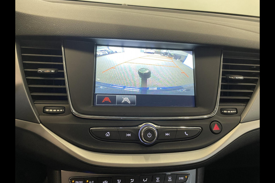 Opel Astra 1.2 Business Edition Climate control Navigatie Cruise control LED Trekhaak Apple Carplay/ Android Auto