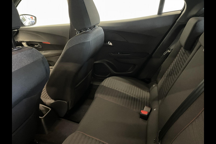 Peugeot 2008 1.2 130pk Aut-8 PureTech Active Pack Navi Cruise Control Airco PDC VA+ Camera