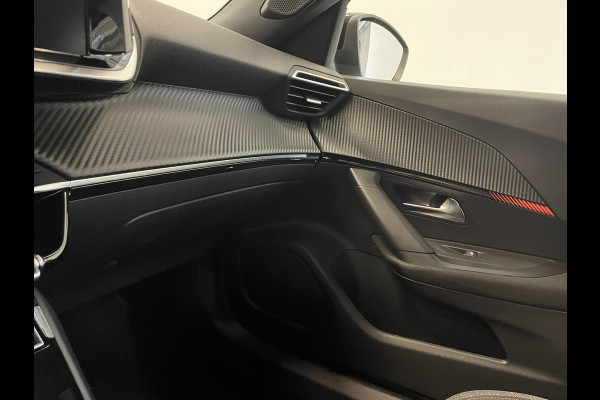 Peugeot 2008 1.2 130pk Aut-8 PureTech Active Pack Navi Cruise Control Airco PDC VA+ Camera