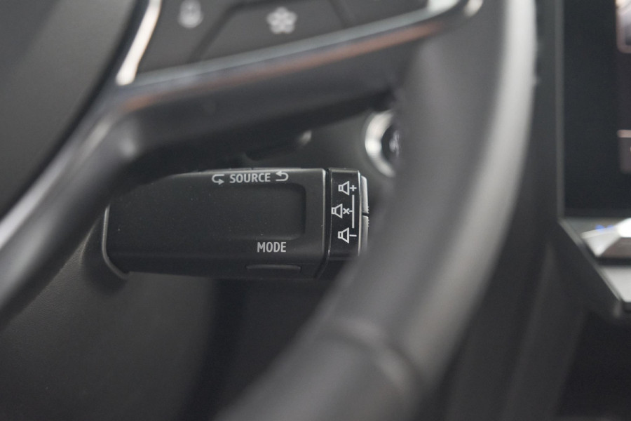 Renault Captur Mild Hybrid 160 EDC Techno | Camera | Navigatie | Apple Carplay | Pack Full Screen