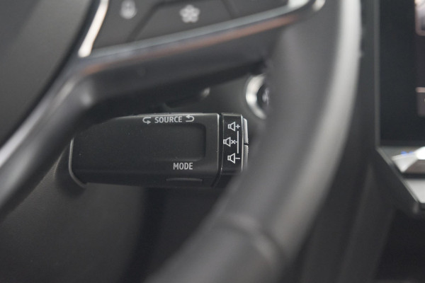 Renault Captur Mild Hybrid 160 EDC Techno | Camera | Navigatie | Apple Carplay | Pack Full Screen