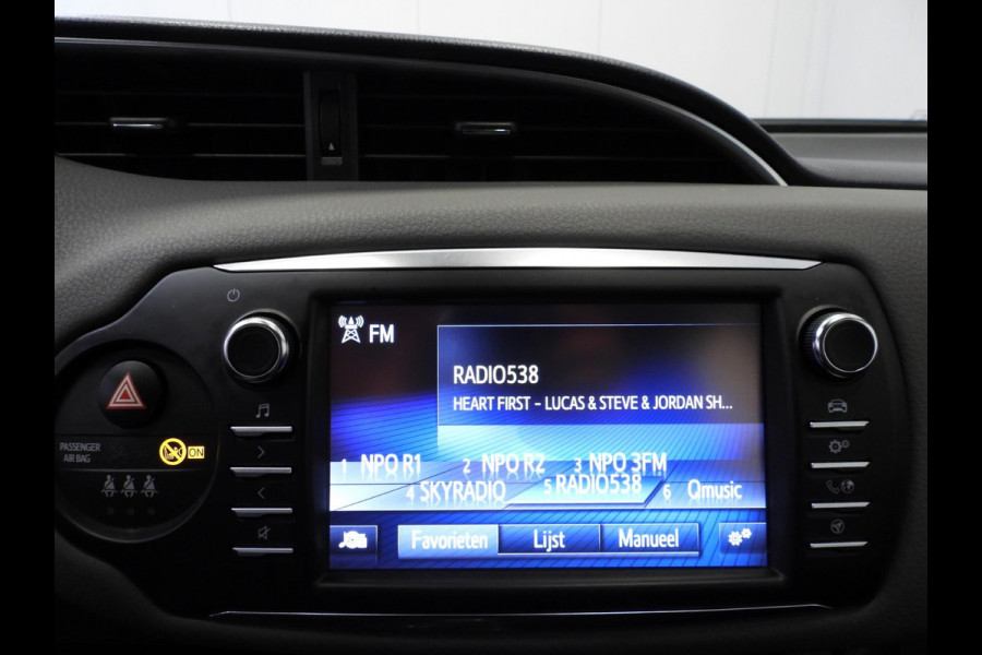 Toyota Yaris 1.5 Hybrid Active CLIMA/CAMERA/CRUISE/PDC!