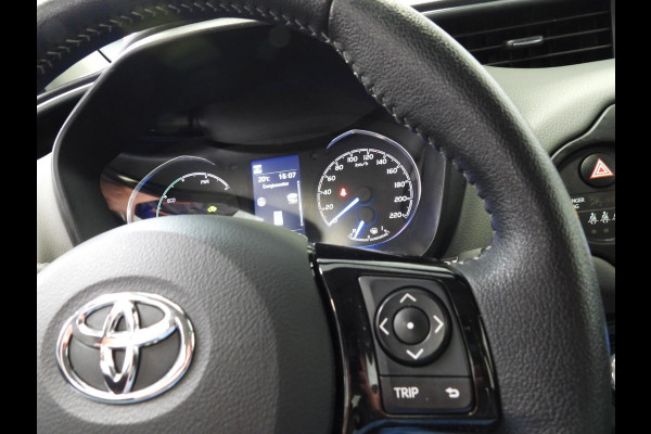 Toyota Yaris 1.5 Hybrid Active CLIMA/CAMERA/CRUISE/PDC!