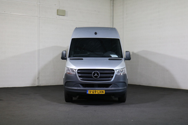 Mercedes-Benz Sprinter 317 CDI L2 H2 Automaat Airco Navigatie Camera 3.5T Trekhaak