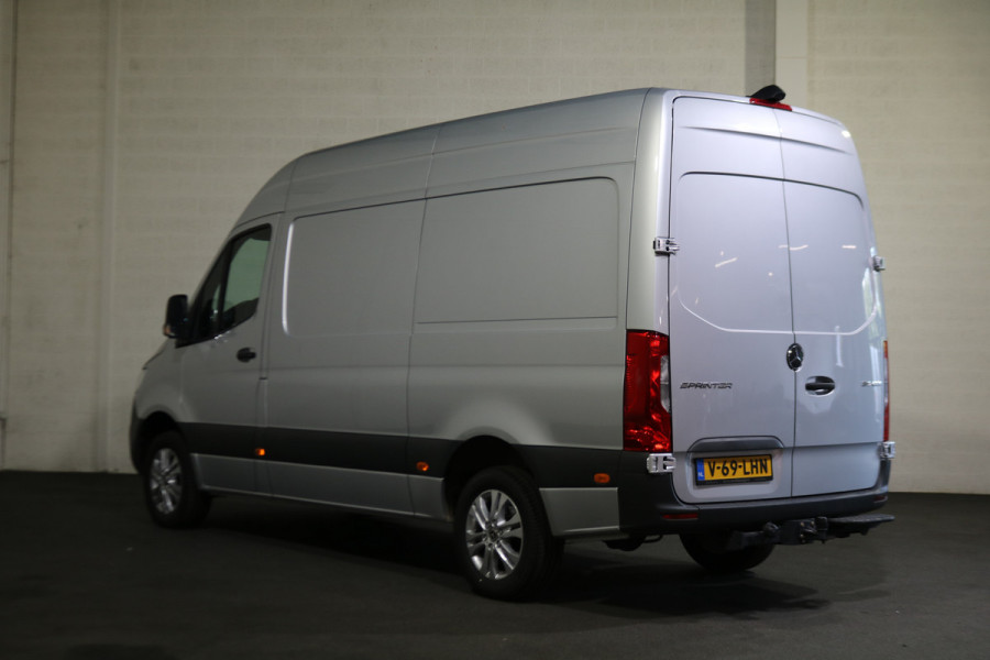 Mercedes-Benz Sprinter 317 CDI L2 H2 Automaat Airco Navigatie Camera 3.5T Trekhaak