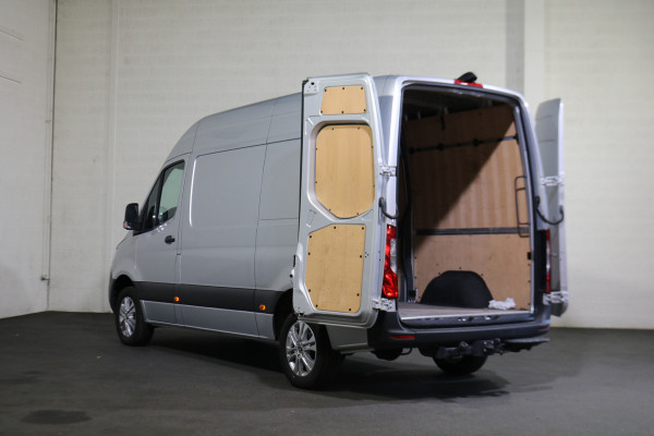 Mercedes-Benz Sprinter 317 CDI L2 H2 Automaat Airco Navigatie Camera 3.5T Trekhaak