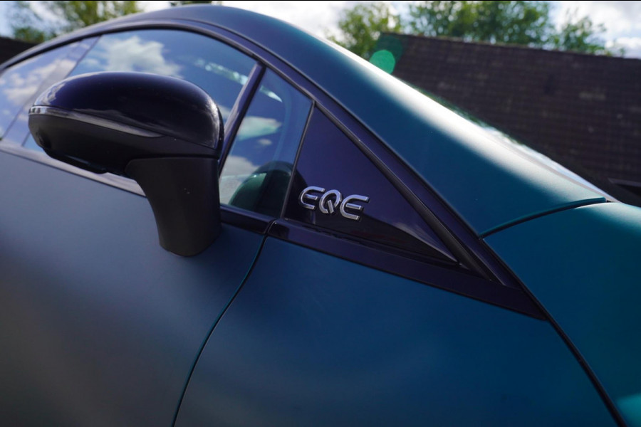 Mercedes-Benz EQE 300 AMG 89 kWh | Panorama | Burmester | Stoelkoeling | Head up | Disctronic | Memory stoelen | Stoelventilatie