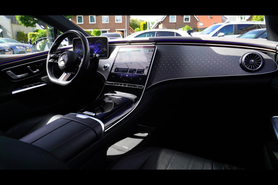 Mercedes-Benz EQE 300 AMG 89 kWh | Panorama | Burmester | Stoelkoeling | Head up | Disctronic | Memory stoelen | Stoelventilatie