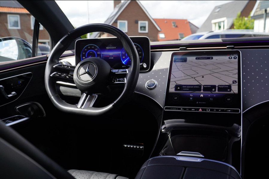 Mercedes-Benz EQE 300 AMG 89 kWh | Panorama | Burmester | Stoelkoeling | Head up | Disctronic | Memory stoelen | Stoelventilatie