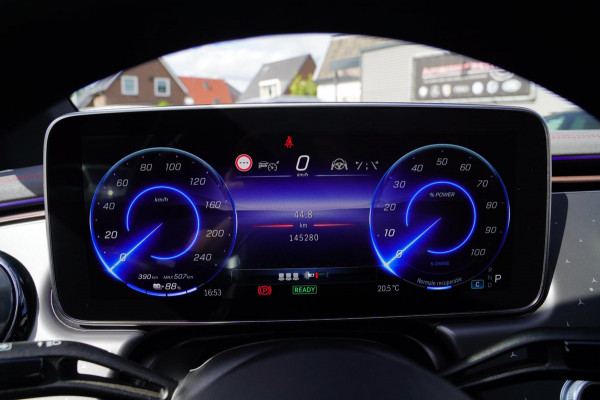 Mercedes-Benz EQE 300 AMG 89 kWh | Panorama | Burmester | Stoelkoeling | Head up | Disctronic | Memory stoelen | Stoelventilatie