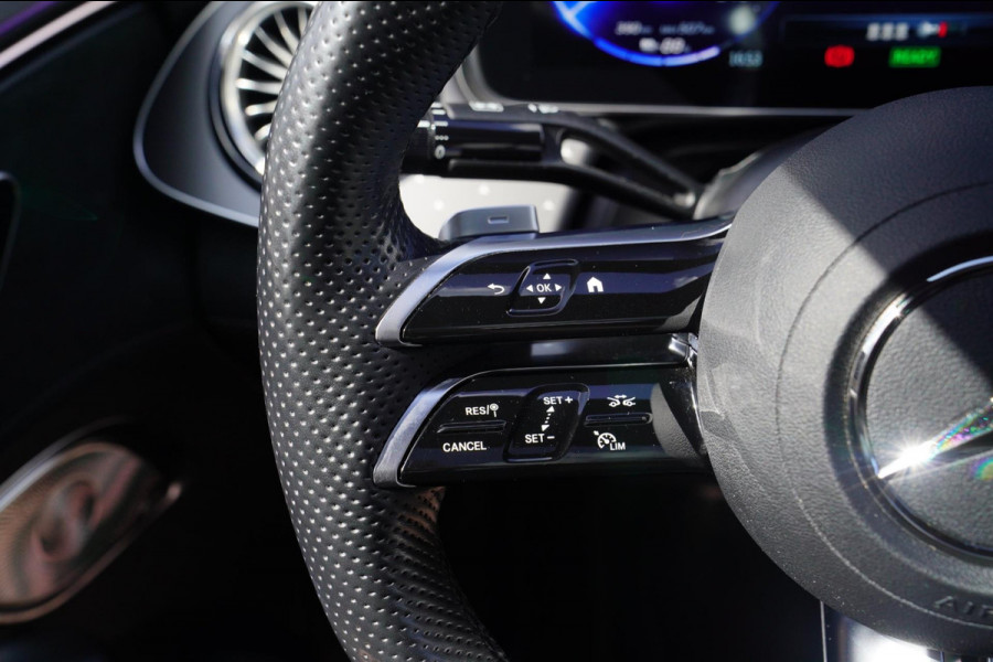 Mercedes-Benz EQE 300 AMG 89 kWh | Panorama | Burmester | Stoelkoeling | Head up | Disctronic | Memory stoelen | Stoelventilatie