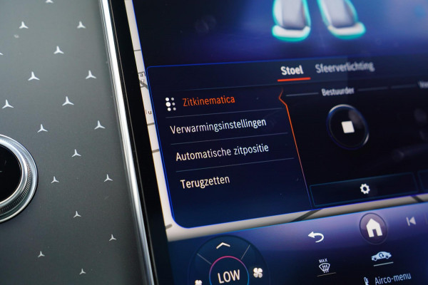 Mercedes-Benz EQE 300 AMG 89 kWh | Panorama | Burmester | Stoelkoeling | Head up | Disctronic | Memory stoelen | Stoelventilatie
