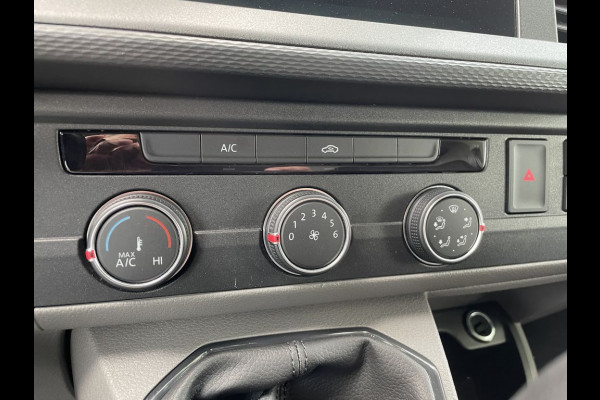 Volkswagen Transporter T6.1 2.0 TDI 150pk L2 Lease €352 p/m, Airco, Navi, PDC, Bott inrichting, Trekhaak, Volledig onderhoudshistorie aanwezig