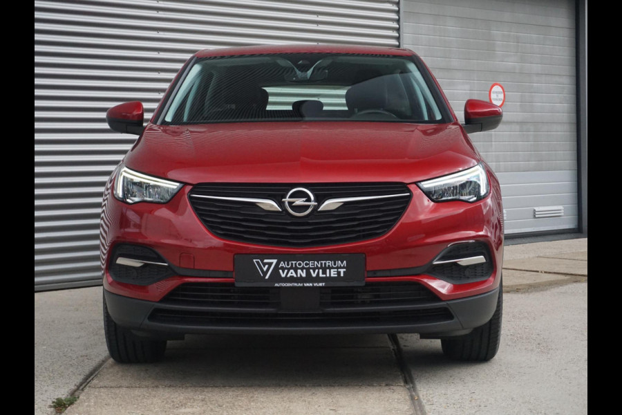 Opel Grandland X 1.6 Turbo Hybrid Business Edition