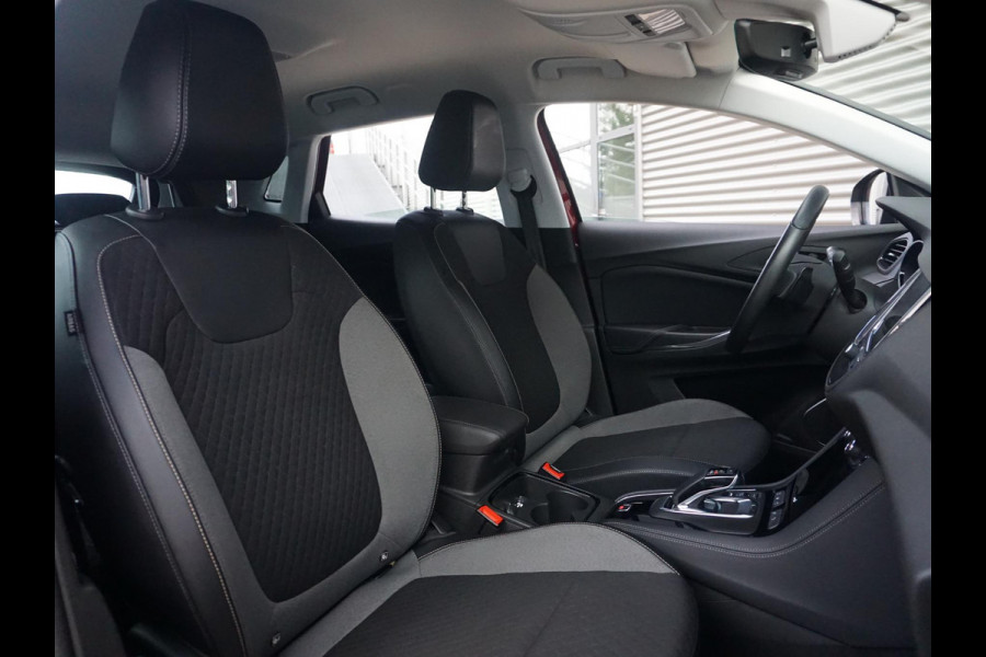 Opel Grandland X 1.6 Turbo Hybrid Business Edition