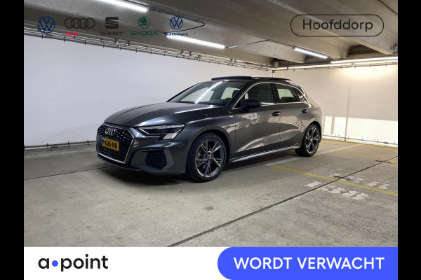 Audi A3 Sportback 35 TFSI S edition 150pk S-tronic | Navigatie | Panoramadak | Parkeersensoren (Park assist) | Achteruitrijcamera | Matrix LED koplampen | S-Line |