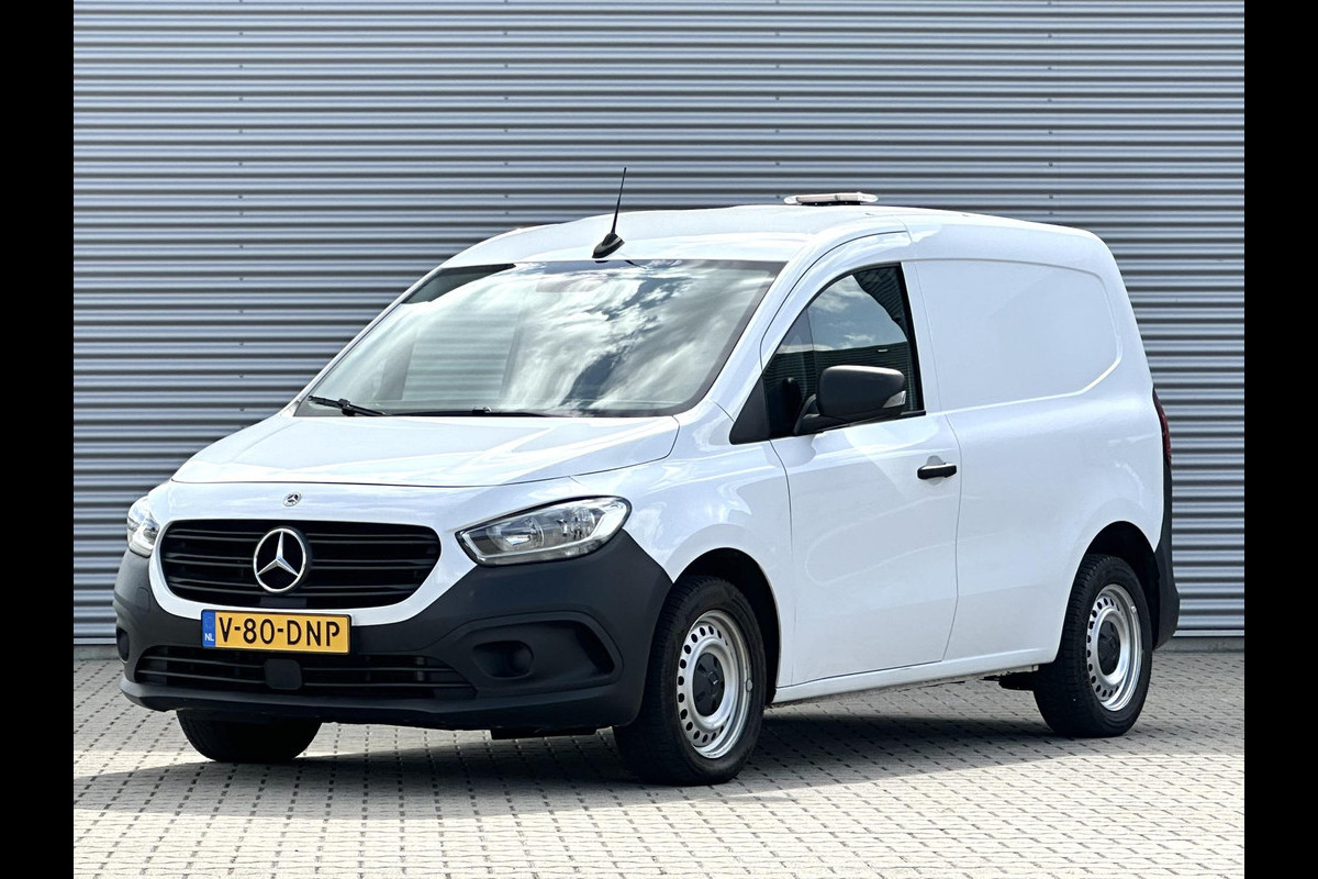 Mercedes-Benz Citan 110 CDI Automaat|Ledverl.|3 zits|Camera. Mercedes-Benz Citan 110 CDI Automaat|Ledverl.|3 zits|Camera.