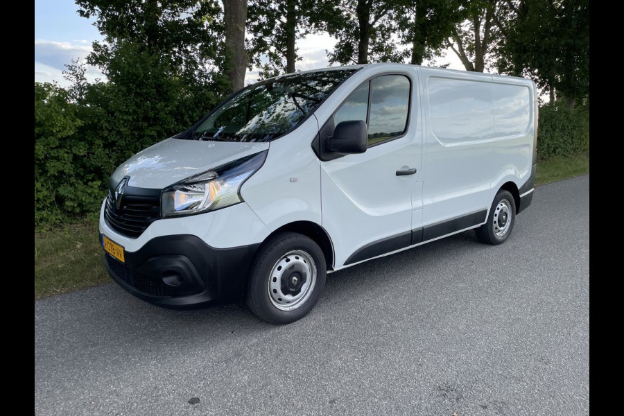 Renault Trafic 1.6 dCi E6 Comfort 3-zits BPM Vrij! Lease €243 p/m, Airco, Bedrijfsinrichting, PDC, Volledig onderhoudshistorie aanwezig