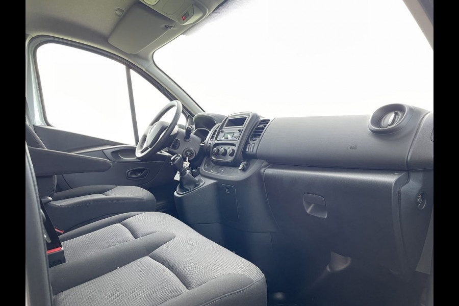 Renault Trafic 2.0 dCi 120pk E6 Comfort 3-zits BPM Vrij! Lease €264 p/m, Airco, Trekhaak, 2x Schuifdeur, PDC, Cruise controle, Onderhoudshistorie aanwezig
