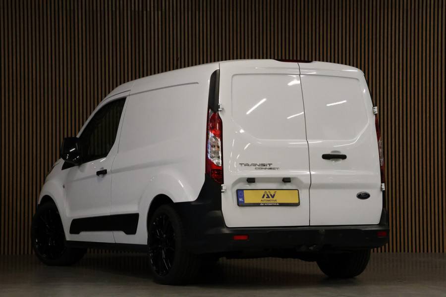 Ford Transit Connect 1.5 EcoBlue | Lederen bekleding | PDC V+A | Airco | Trekhaak | Dealer onderhouden | Nieuwe APK | Euro 6 | MF Stuur