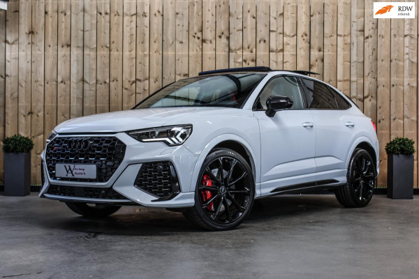 Audi RSQ3 Sportback TFSI *Pano*360 Camera*RS-Stoelen*Keyless*Carbon spiegels*
