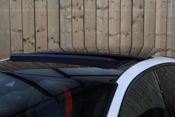 Audi RSQ3 Sportback TFSI *Pano*360 Camera*RS-Stoelen*Keyless*Carbon spiegels*