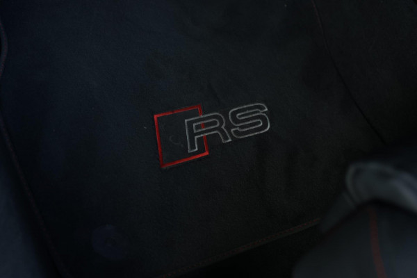Audi RSQ3 Sportback TFSI *Pano*360 Camera*RS-Stoelen*Keyless*Carbon spiegels*