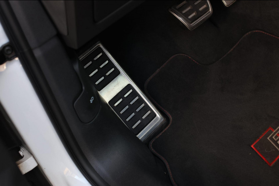 Audi RSQ3 Sportback TFSI *Pano*360 Camera*RS-Stoelen*Keyless*Carbon spiegels*