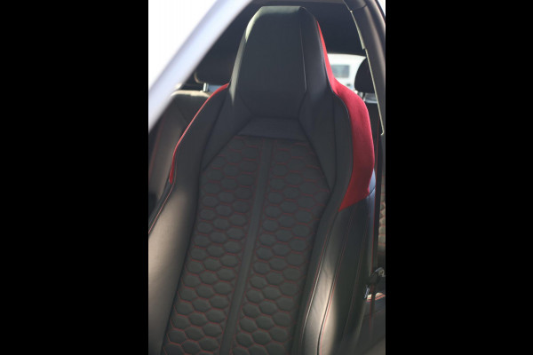 Audi RSQ3 Sportback TFSI *Pano*360 Camera*RS-Stoelen*Keyless*Carbon spiegels*