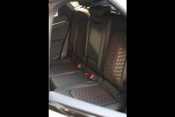 Audi RSQ3 Sportback TFSI *Pano*360 Camera*RS-Stoelen*Keyless*Carbon spiegels*