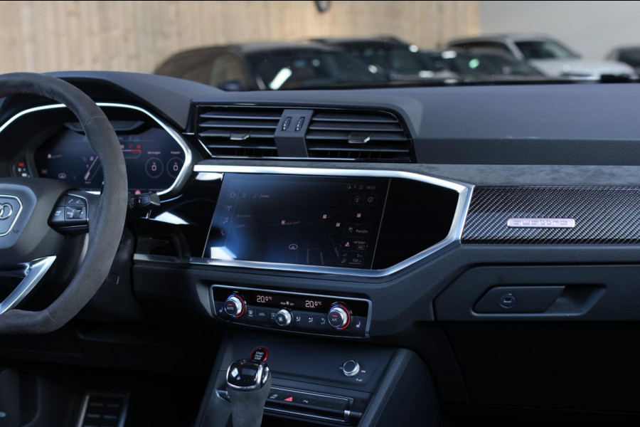 Audi RSQ3 Sportback TFSI *Pano*360 Camera*RS-Stoelen*Keyless*Carbon spiegels*