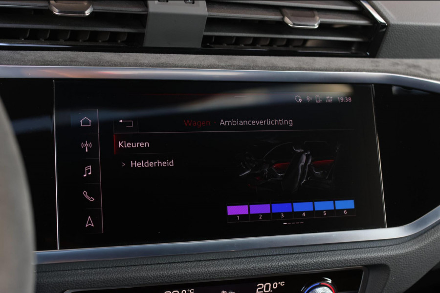 Audi RSQ3 Sportback TFSI *Pano*360 Camera*RS-Stoelen*Keyless*Carbon spiegels*