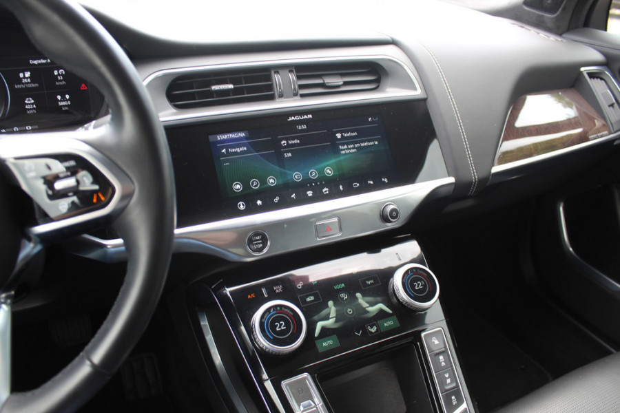 Jaguar I-PACE EV400 First Edition 90 kWh / Full option / Panoramadak / 360Camera / Head-up / Luchtvering / Leder / Meridian / Stuurverwarming