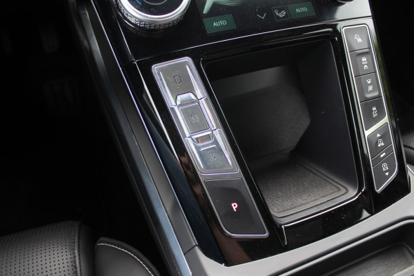 Jaguar I-PACE EV400 First Edition 90 kWh / Full option / Panoramadak / 360Camera / Head-up / Luchtvering / Leder / Meridian / Stuurverwarming
