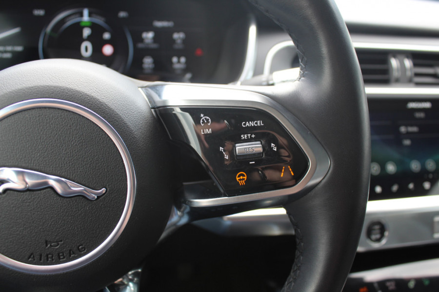 Jaguar I-PACE EV400 First Edition 90 kWh / Full option / Panoramadak / 360Camera / Head-up / Luchtvering / Leder / Meridian / Stuurverwarming