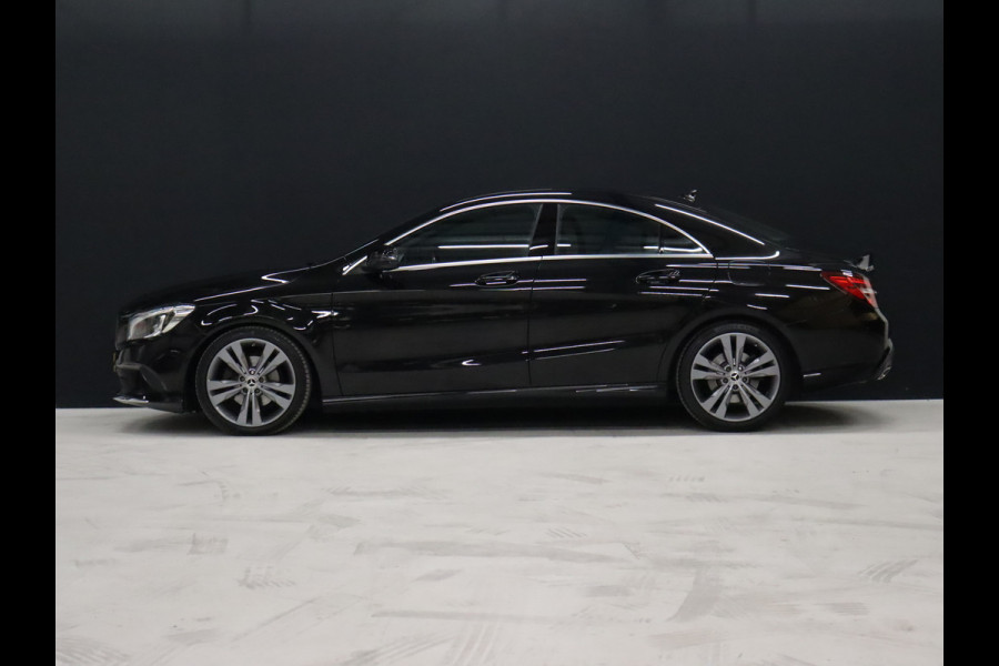 Mercedes-Benz CLA-Klasse 180 Sport [GROOT NAVIGATIE, ZWARTE HEMEL, STOELVERWARMING, PDC V+A, HALF LEDER, CRUISE CONTROL, AIRCO, NIEUWSTAAT]