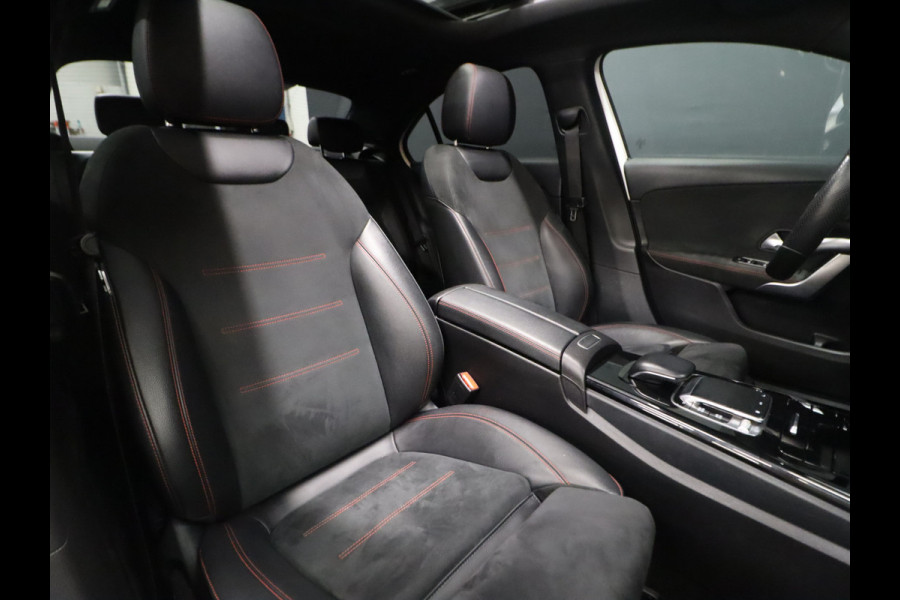 Mercedes-Benz A-Klasse 180 AMG Sport [SCHUIFKANTELDAK, APPLE CARPLAY, ANDROID, HALF LEDER, CAMERA, STOELVERWARMING, PDC V+A, CRUISE, NIEUWSTAAT]