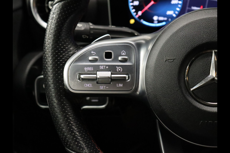 Mercedes-Benz A-Klasse 180 AMG Sport [SCHUIFKANTELDAK, APPLE CARPLAY, ANDROID, HALF LEDER, CAMERA, STOELVERWARMING, PDC V+A, CRUISE, NIEUWSTAAT]