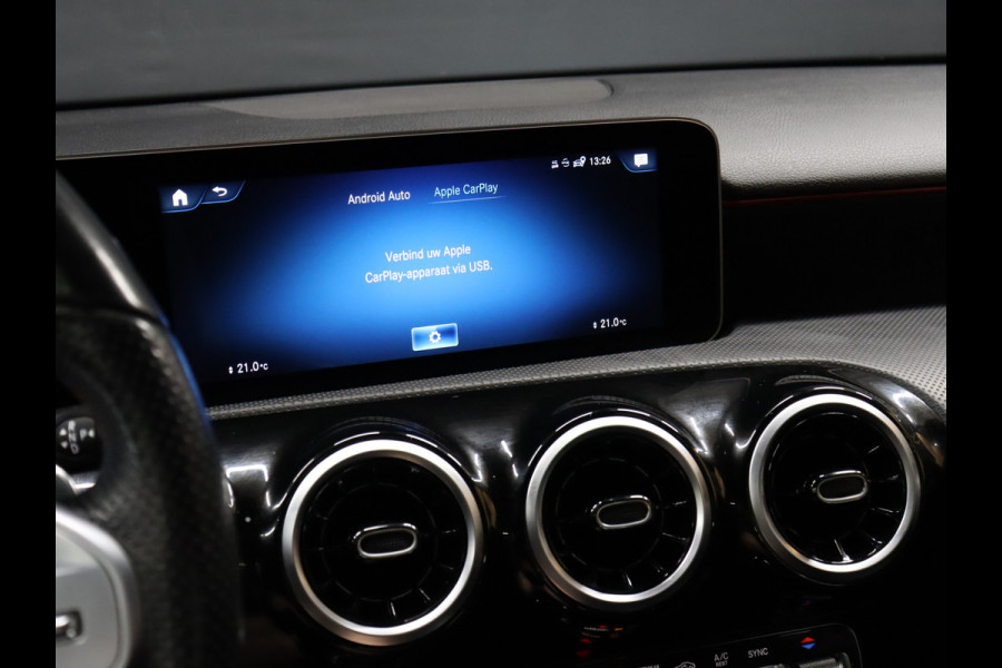 Mercedes-Benz A-Klasse 180 AMG Sport [SCHUIFKANTELDAK, APPLE CARPLAY, ANDROID, HALF LEDER, CAMERA, STOELVERWARMING, PDC V+A, CRUISE, NIEUWSTAAT]